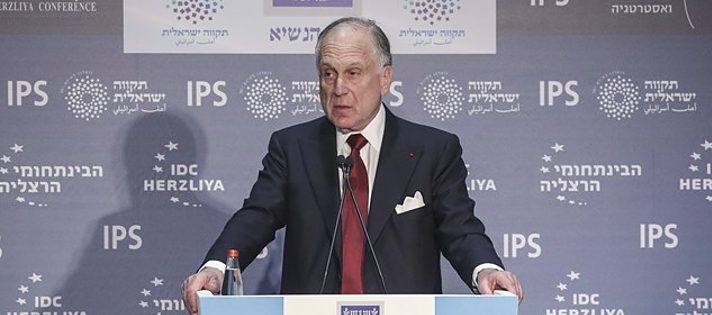 Předseda WJC kritizuje polský zákon o restitucích holocaustu