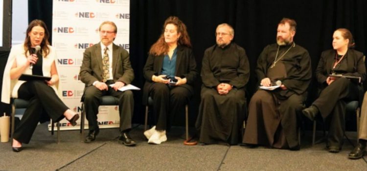 Putin využívá ruskou pravoslavnou církev k potlačování náboženství, tvrdí panel